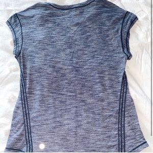 Swiftly Tech Women’s Lululemon T-Shirt